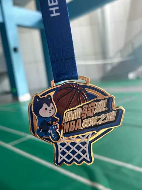 篮球火的绝招什么神蝶步
