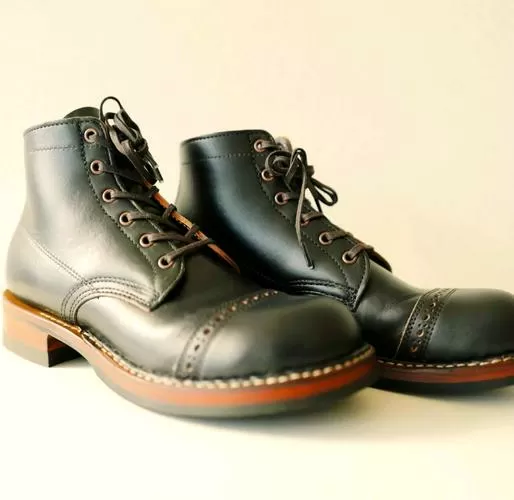 whitesboots图片