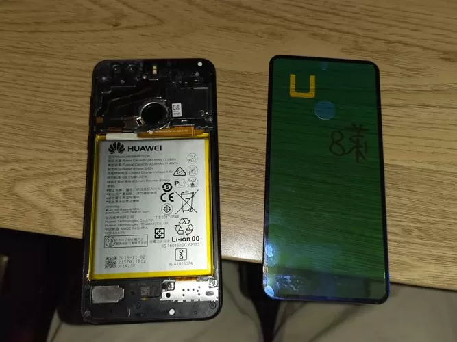 荣耀手机后盖和电池不可拆卸