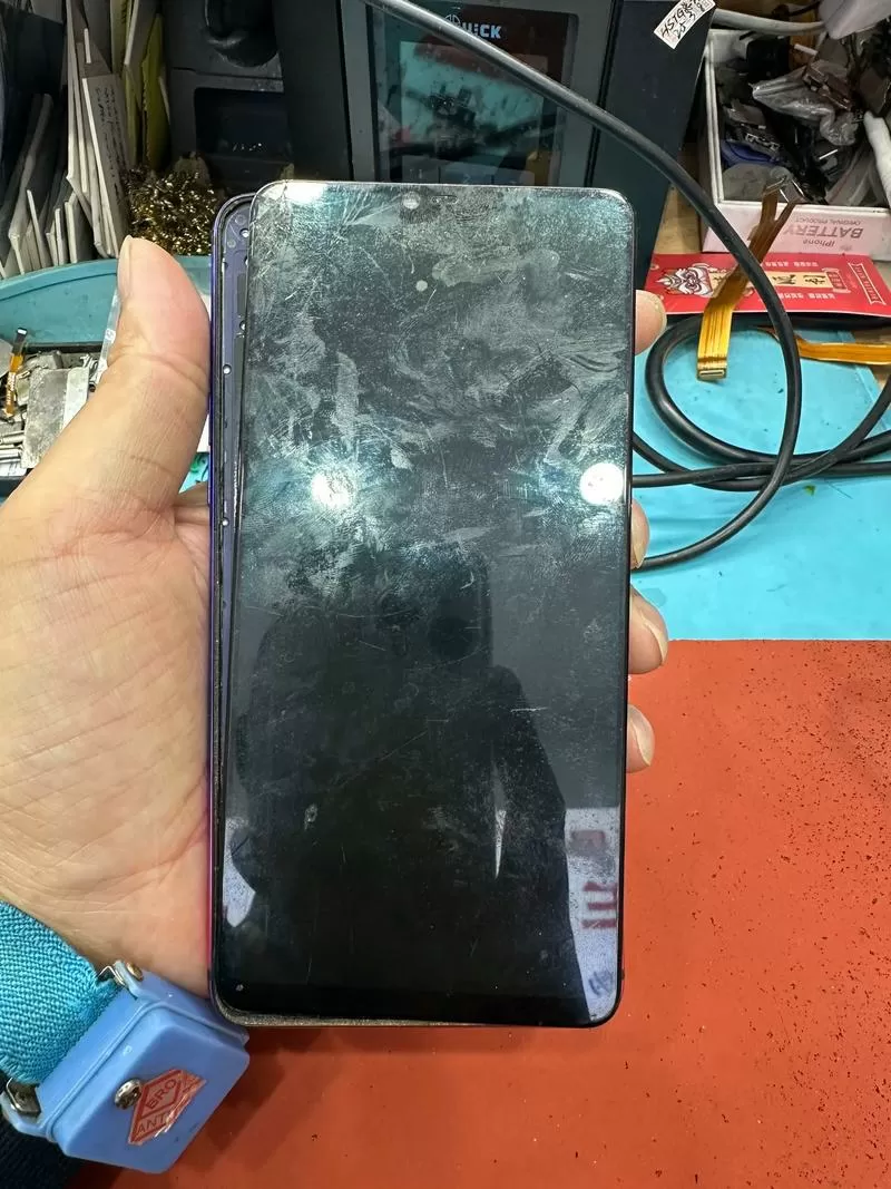 oppo手机屏幕烧坏现象