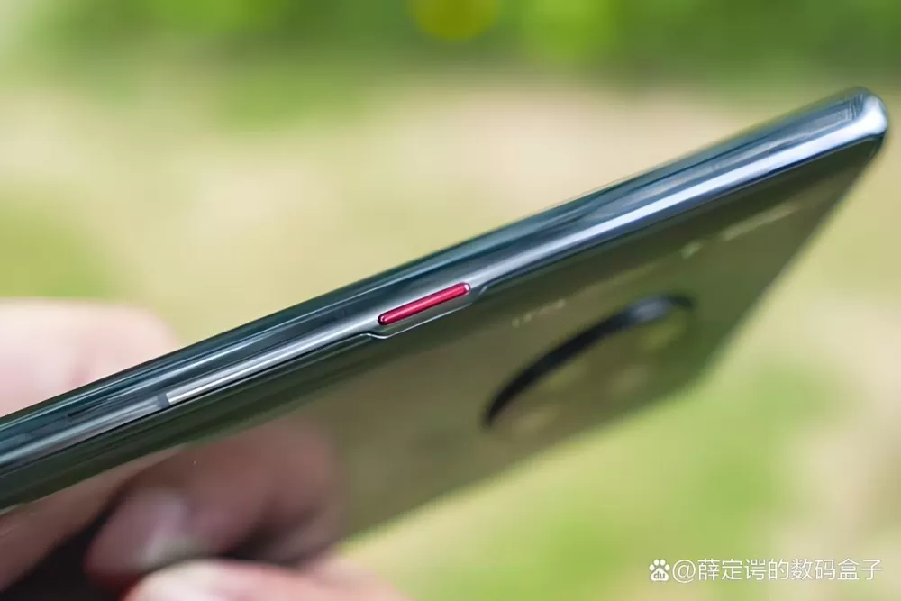 mate30pro音量键在哪