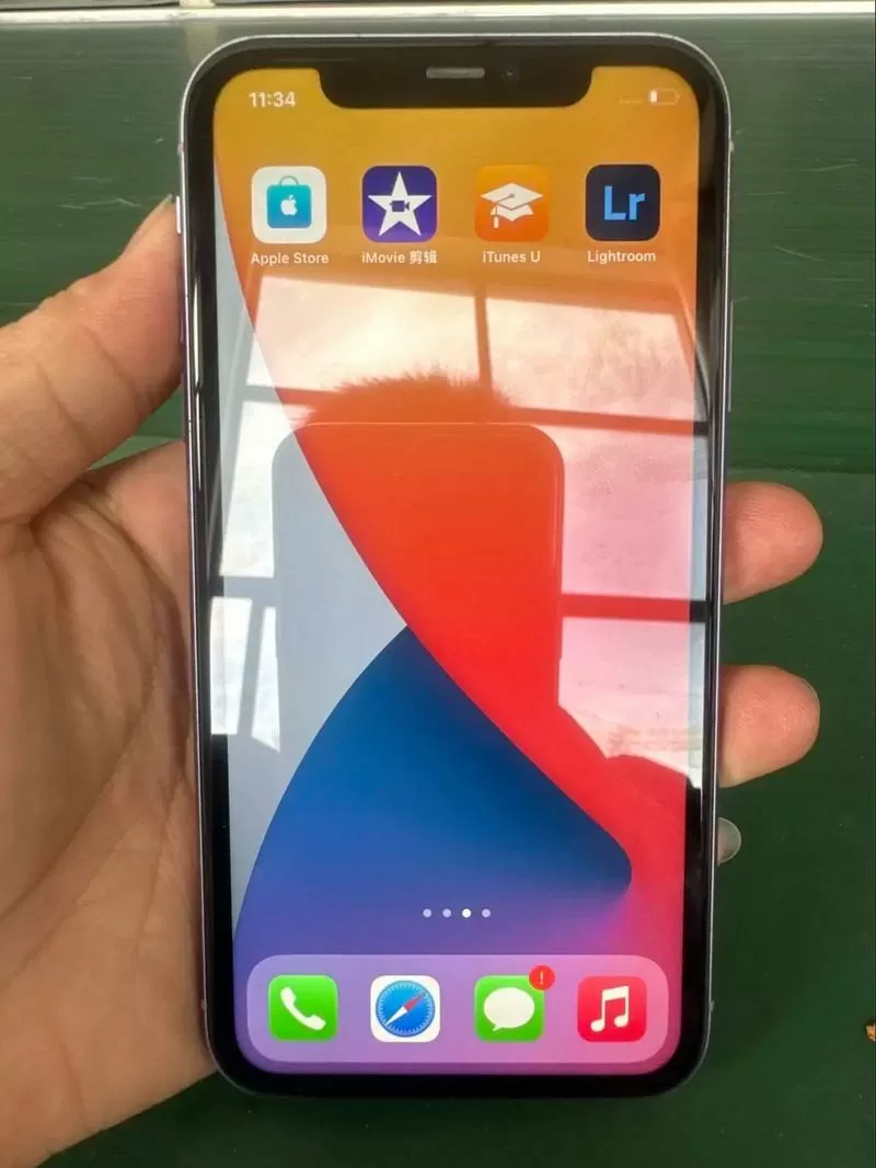 iphone11屏幕老是自动变暗