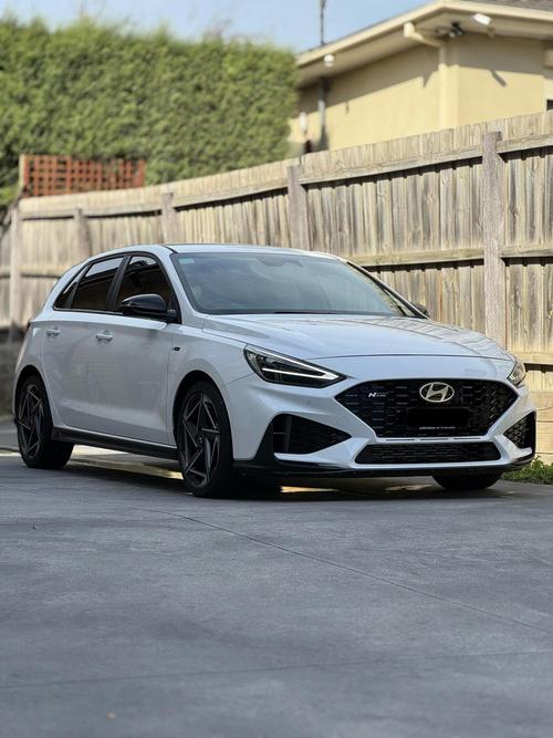 i30