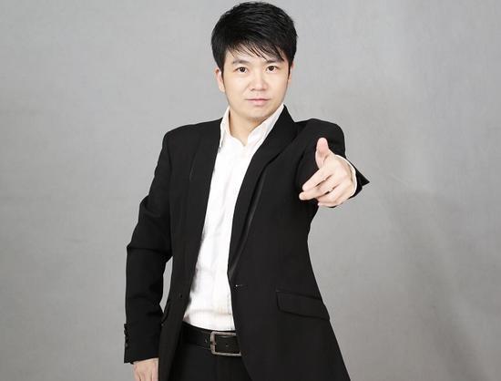 海量豪礼送给你王者荣耀裴小峰虎牙直播首秀
