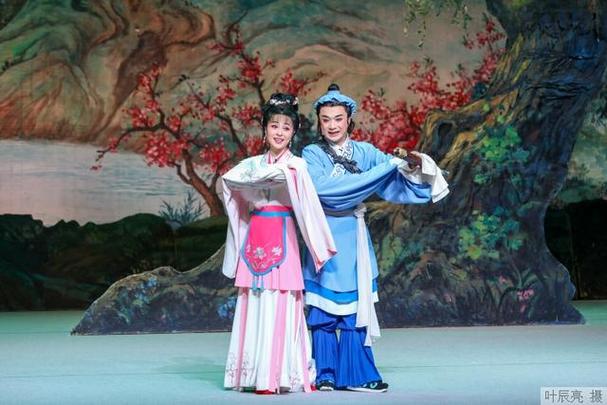 《三只鸳鸯一对半》第4章七仙女,俏夜叉