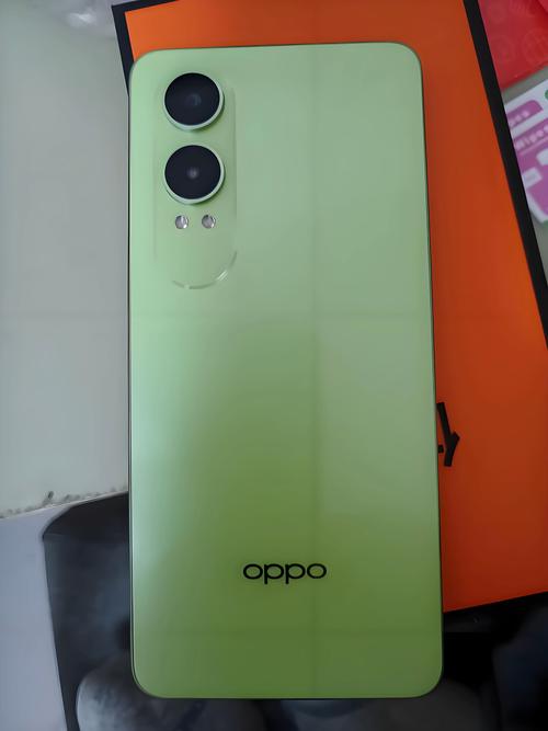 oppo手机屏幕彩色竖条