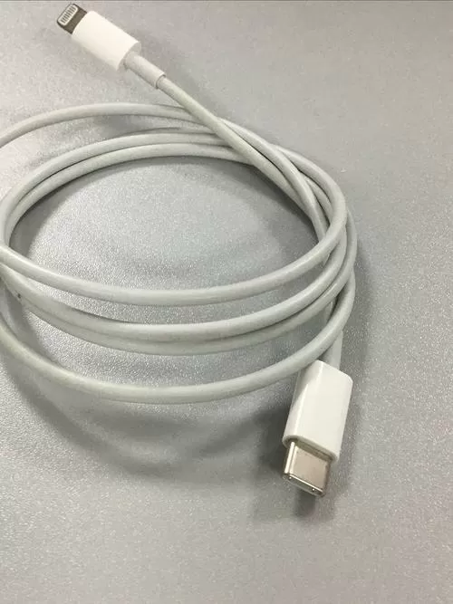 苹果数据线多长