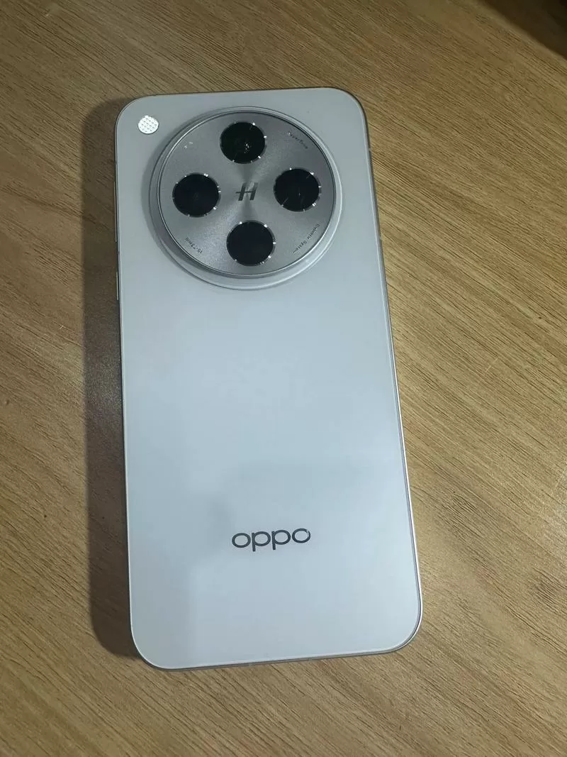 oppo手机屏幕颜色发白