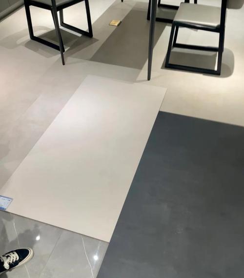 两色瓷砖搭配效果图