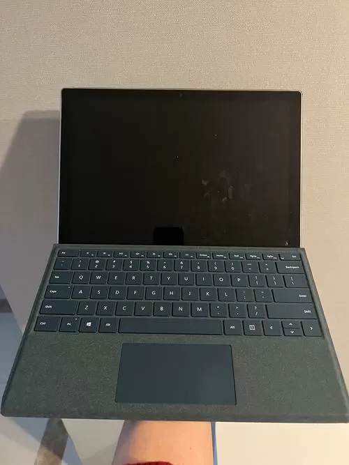 surface买原装键盘还是蓝牙