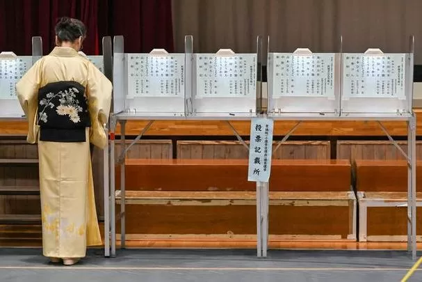日本众议院选举投票开始