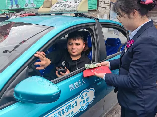 人民银行电话24小时人工客服电话