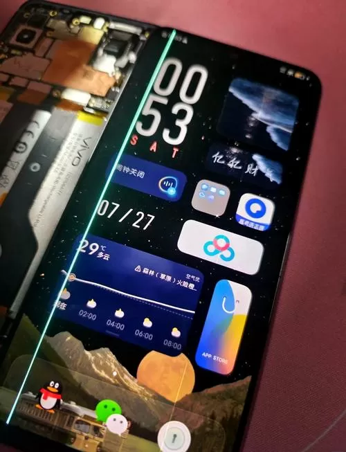 手机进水后屏幕出现条纹怎么解决