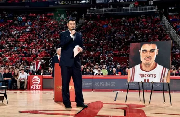 姚明在nba赚了多少钱