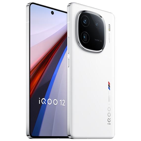 iqoopro是国产屏幕吗