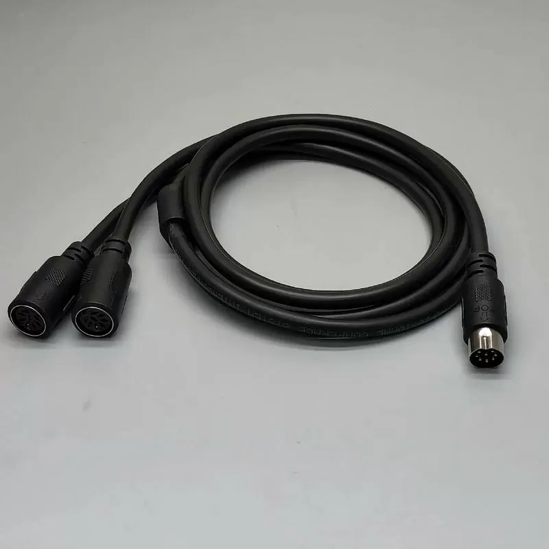 手拉手话筒连接线方法