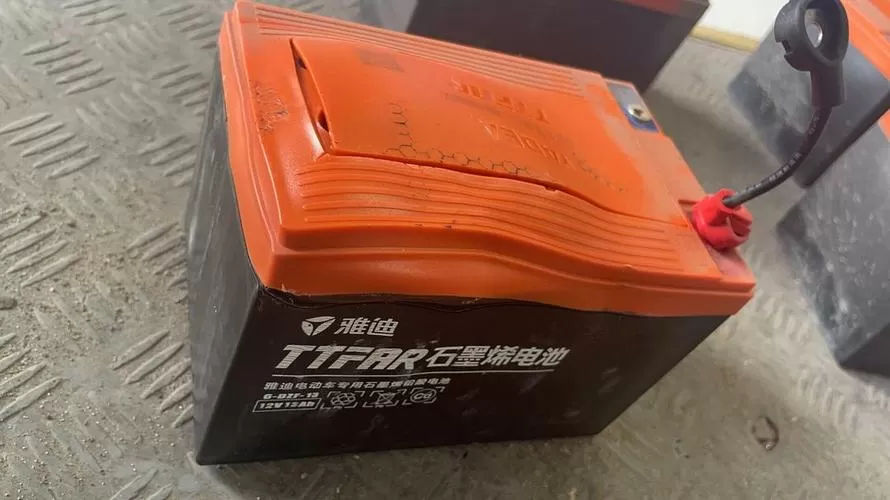 雅迪用的是什么电池