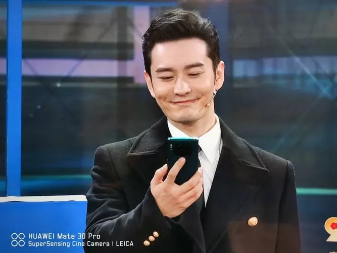黄晓明用的什么手机