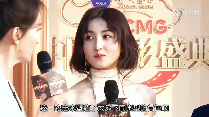 张子枫CMG盛典造型被夸