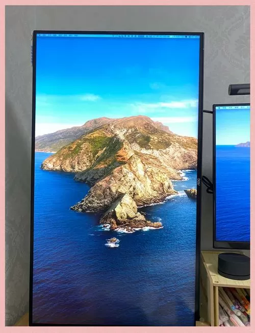 aoc显示器和红米显示器哪个好