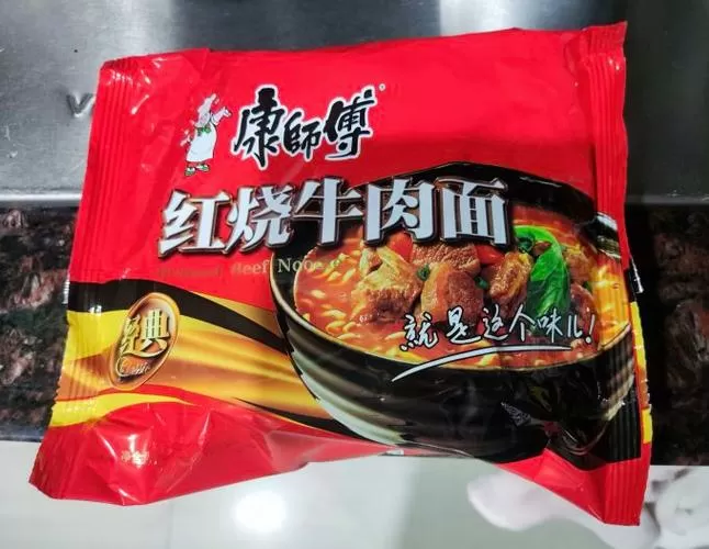 康师傅红烧牛肉面的配料表