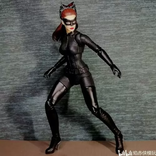 猫女赛琳娜凯尔